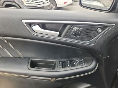 2022 Ford Edge ST