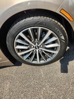 2019 Lincoln MKZ Standard