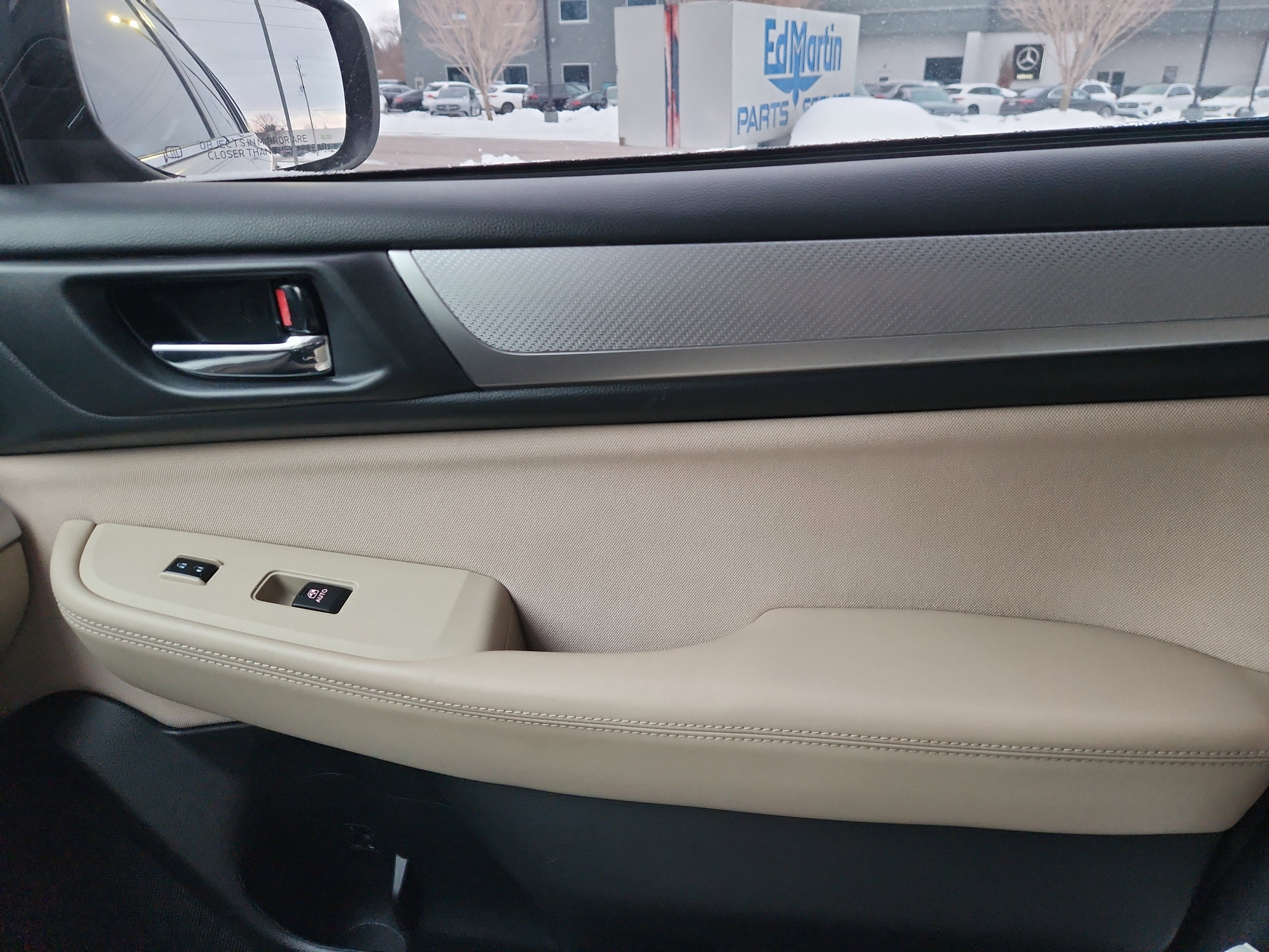 2018 Subaru Outback Premium