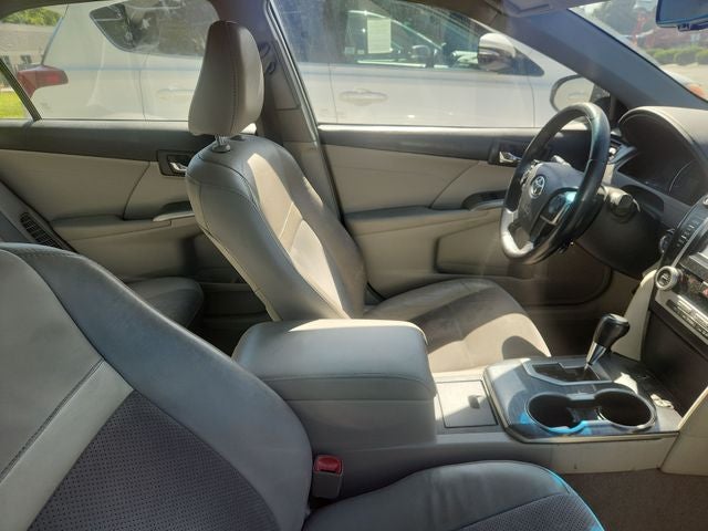 2014 Toyota Camry Hybrid XLE