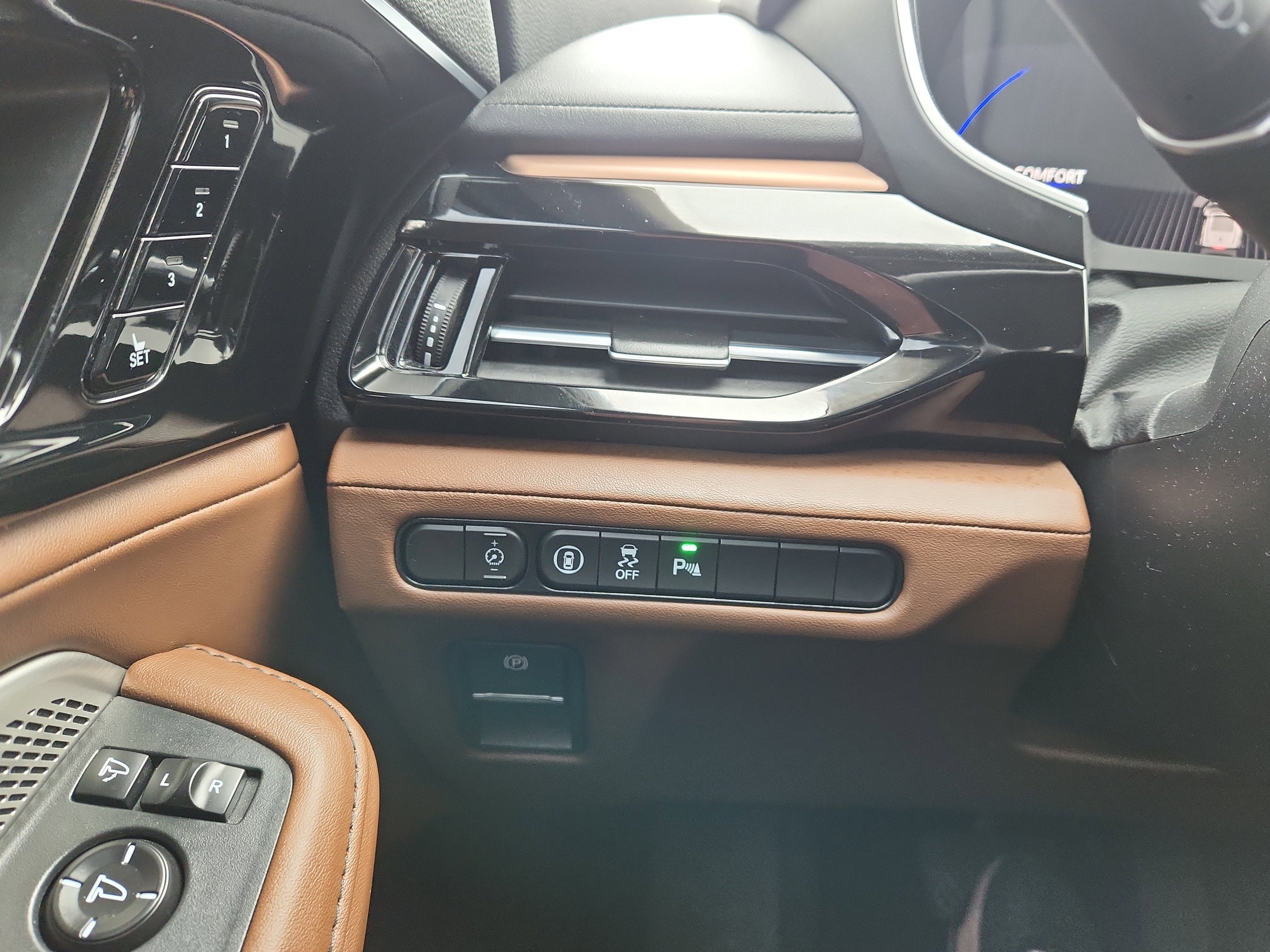 2024 Acura MDX with Technology Package