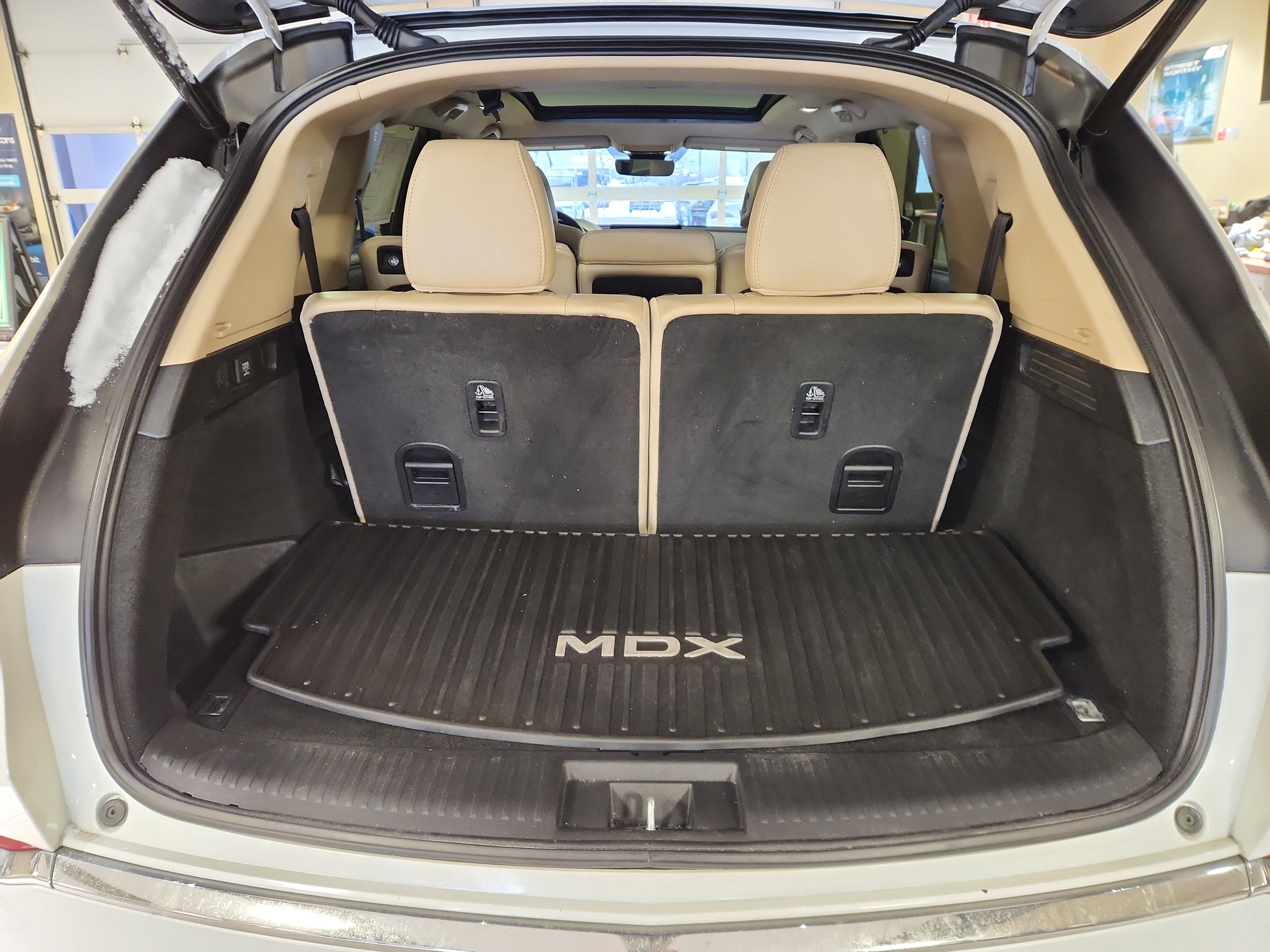 2023 Acura MDX with Technology Package