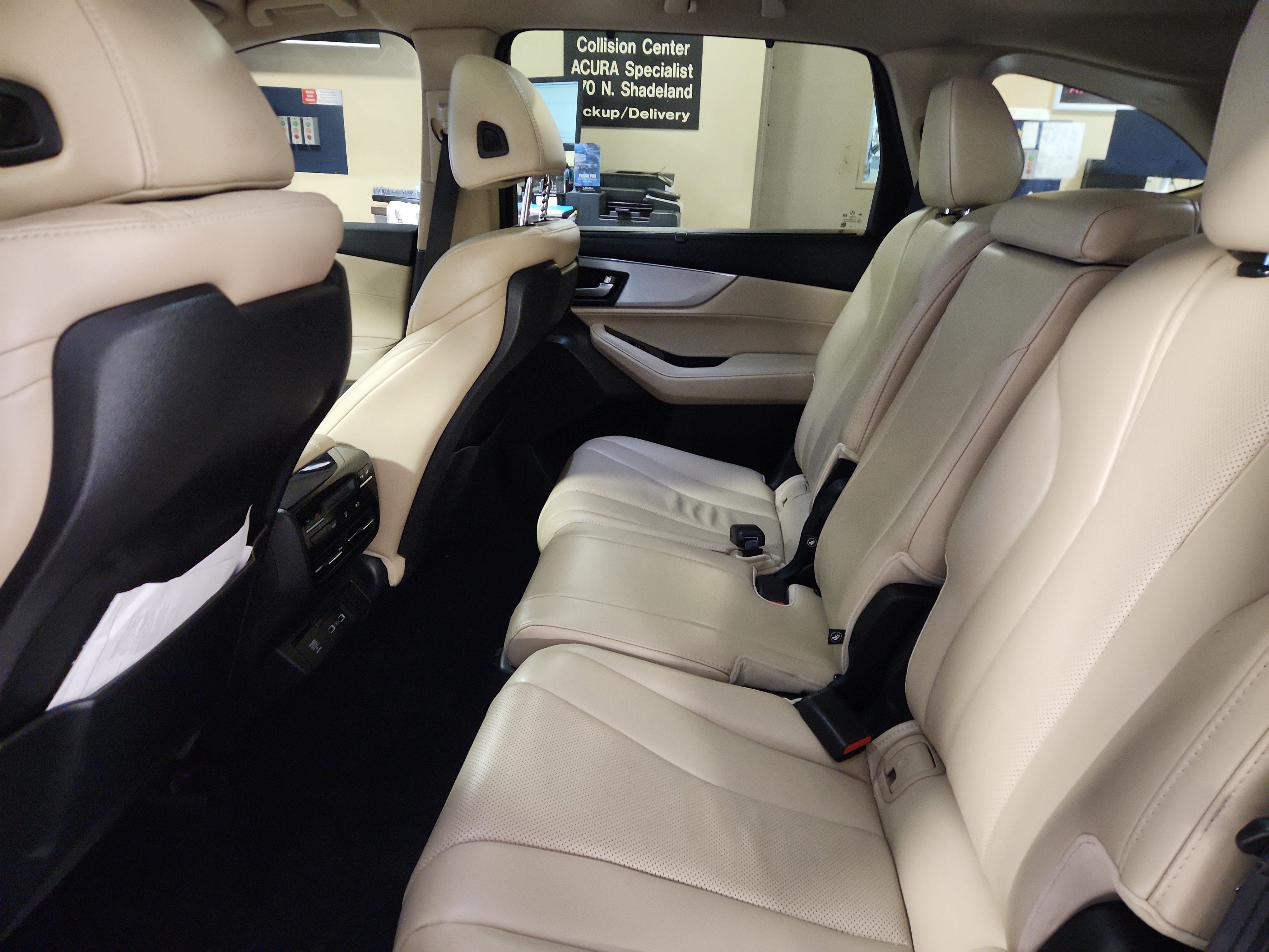 2023 Acura MDX with Technology Package