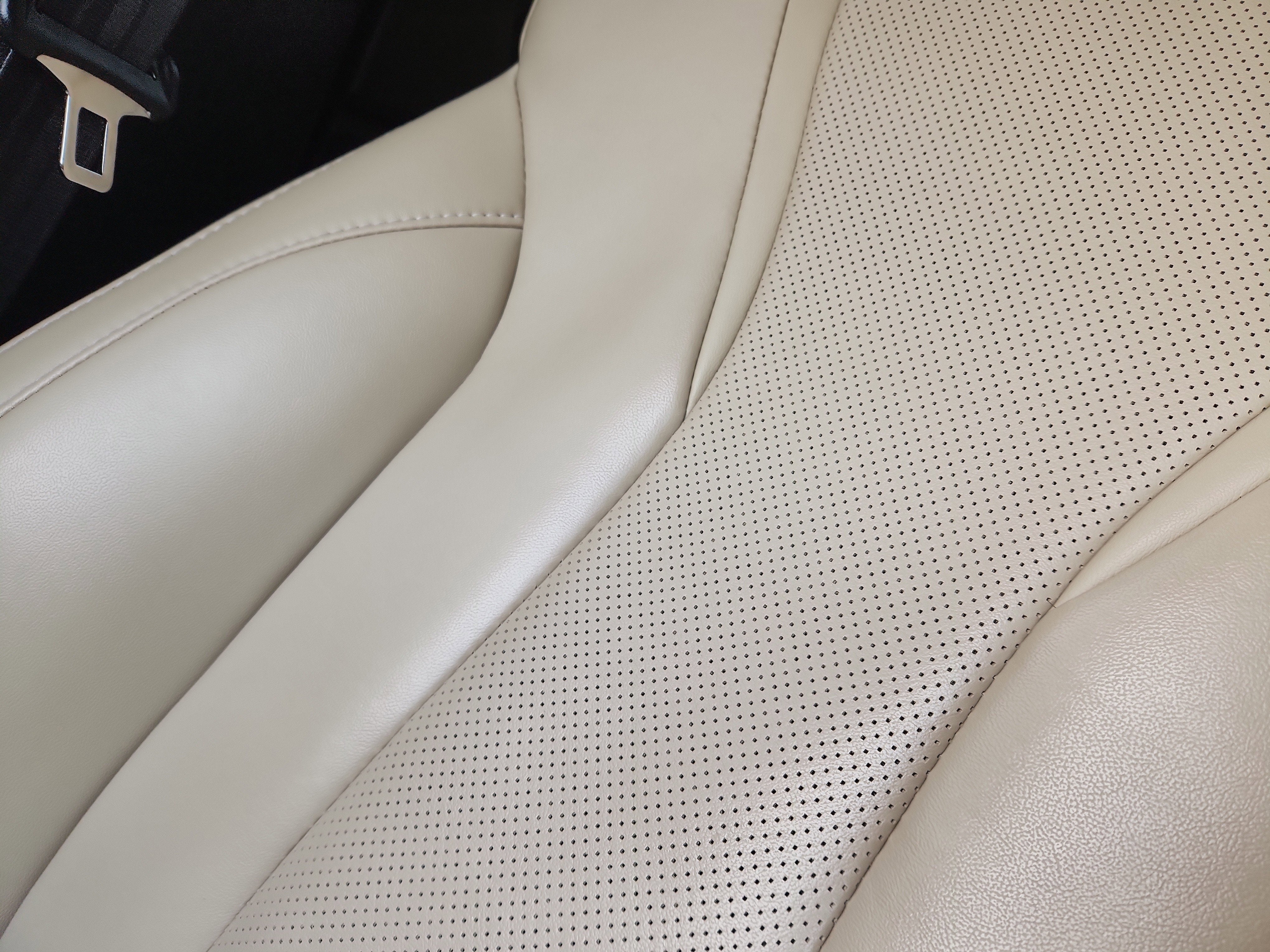 2023 Acura MDX with Technology Package