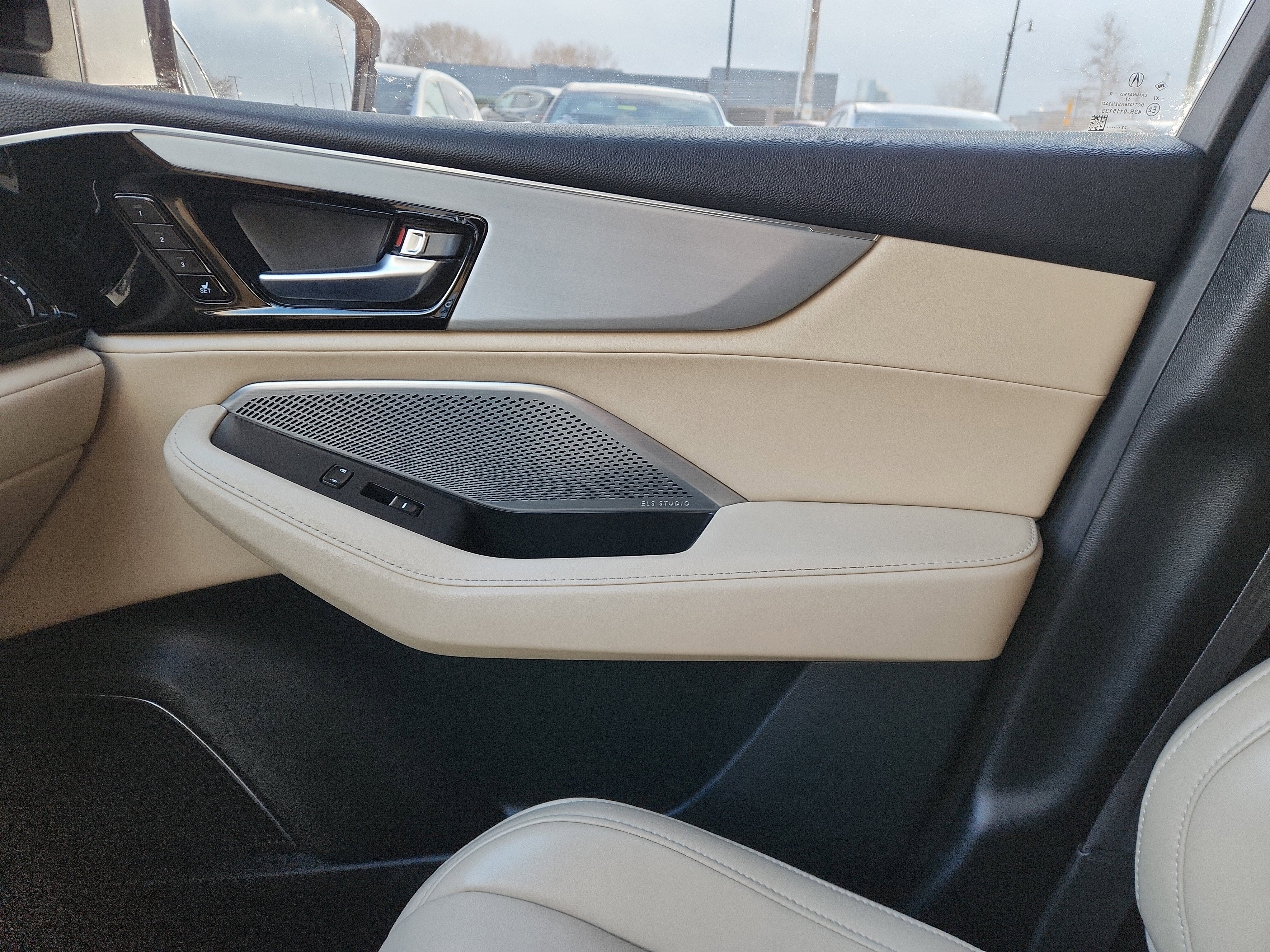 2023 Acura MDX with Technology Package