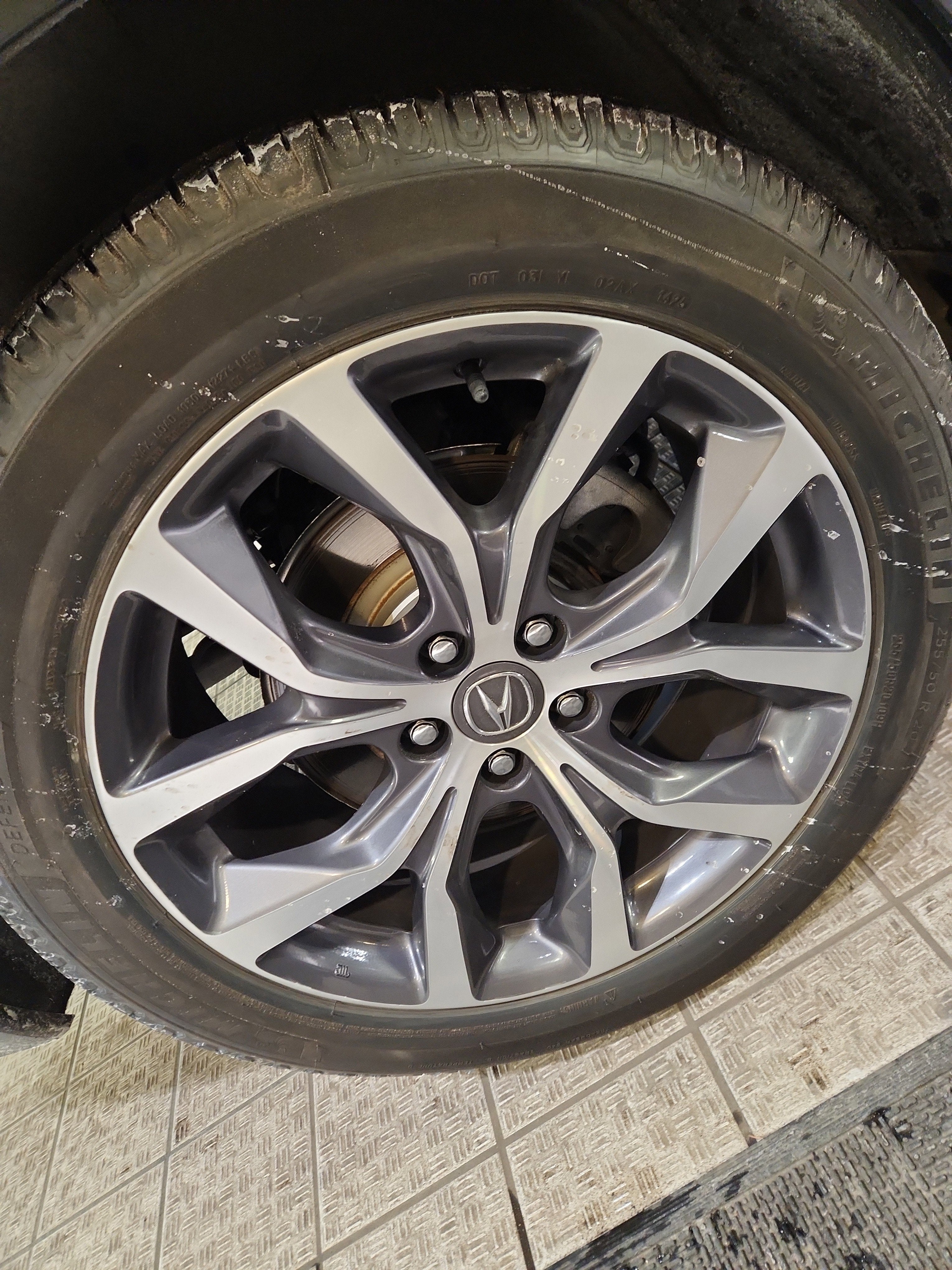 2023 Acura MDX with Technology Package