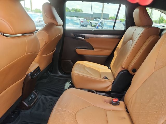 2021 Toyota Highlander Platinum