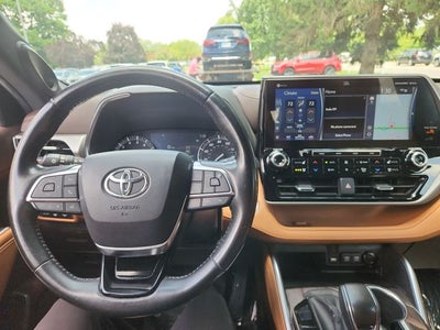 2021 Toyota Highlander Platinum