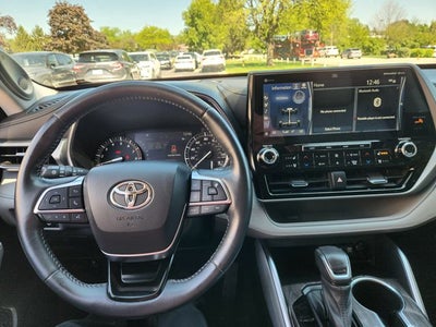 2021 Toyota Highlander Platinum