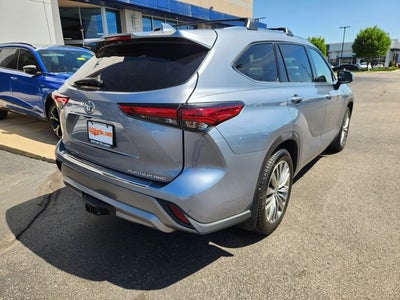 2021 Toyota Highlander Platinum