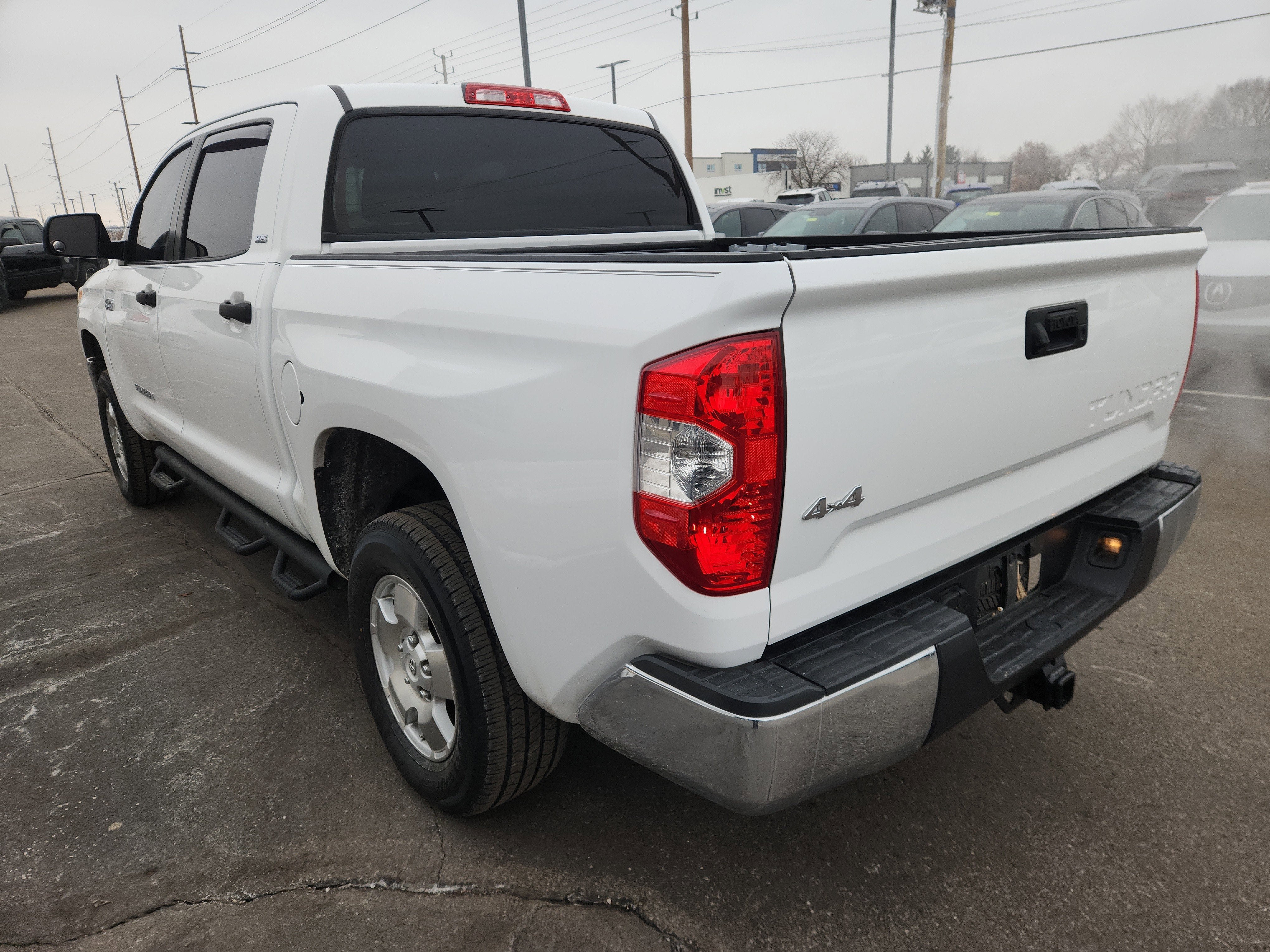 2017 Toyota Tundra 4WD SR5