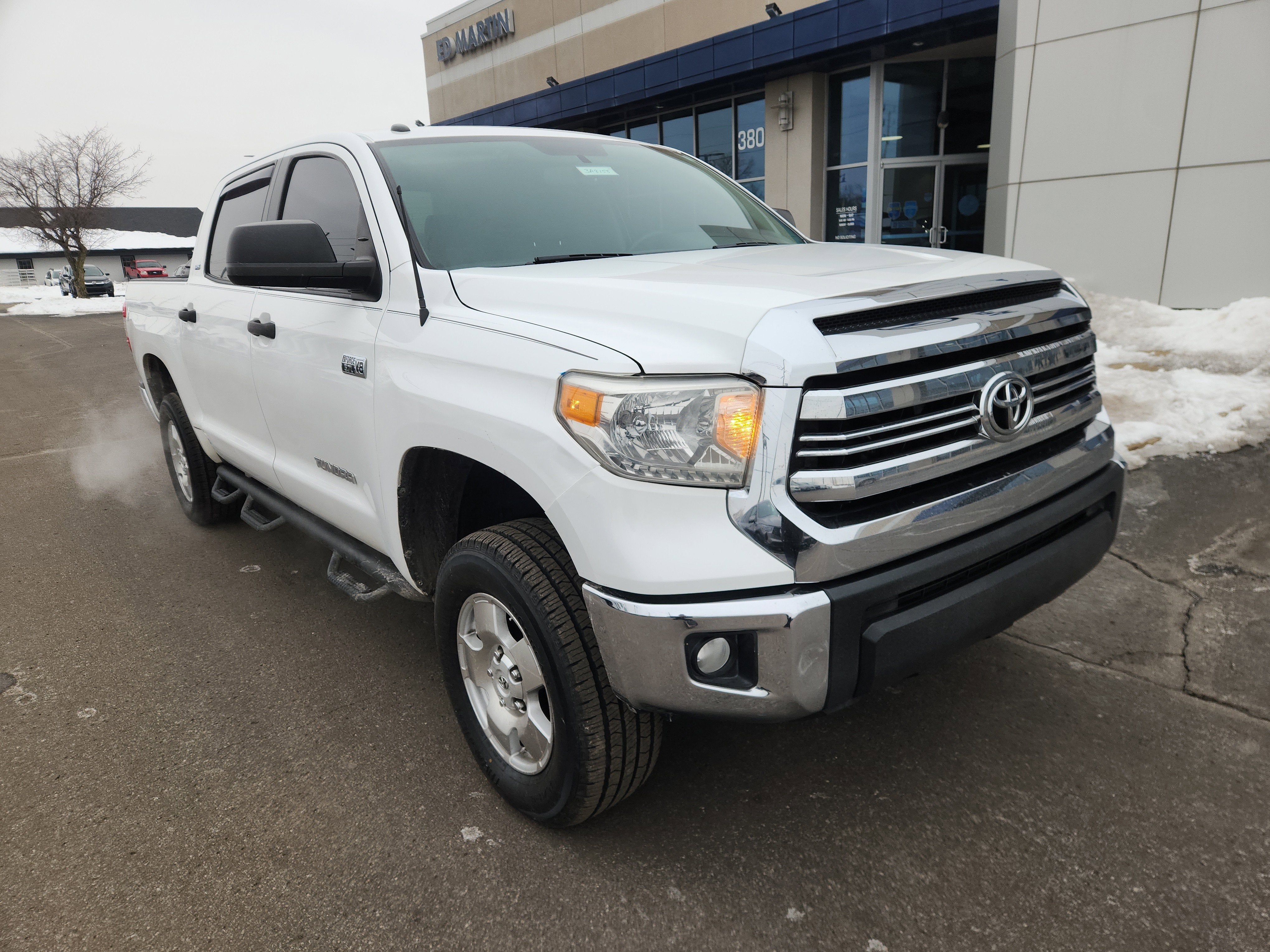 2017 Toyota Tundra 4WD SR5