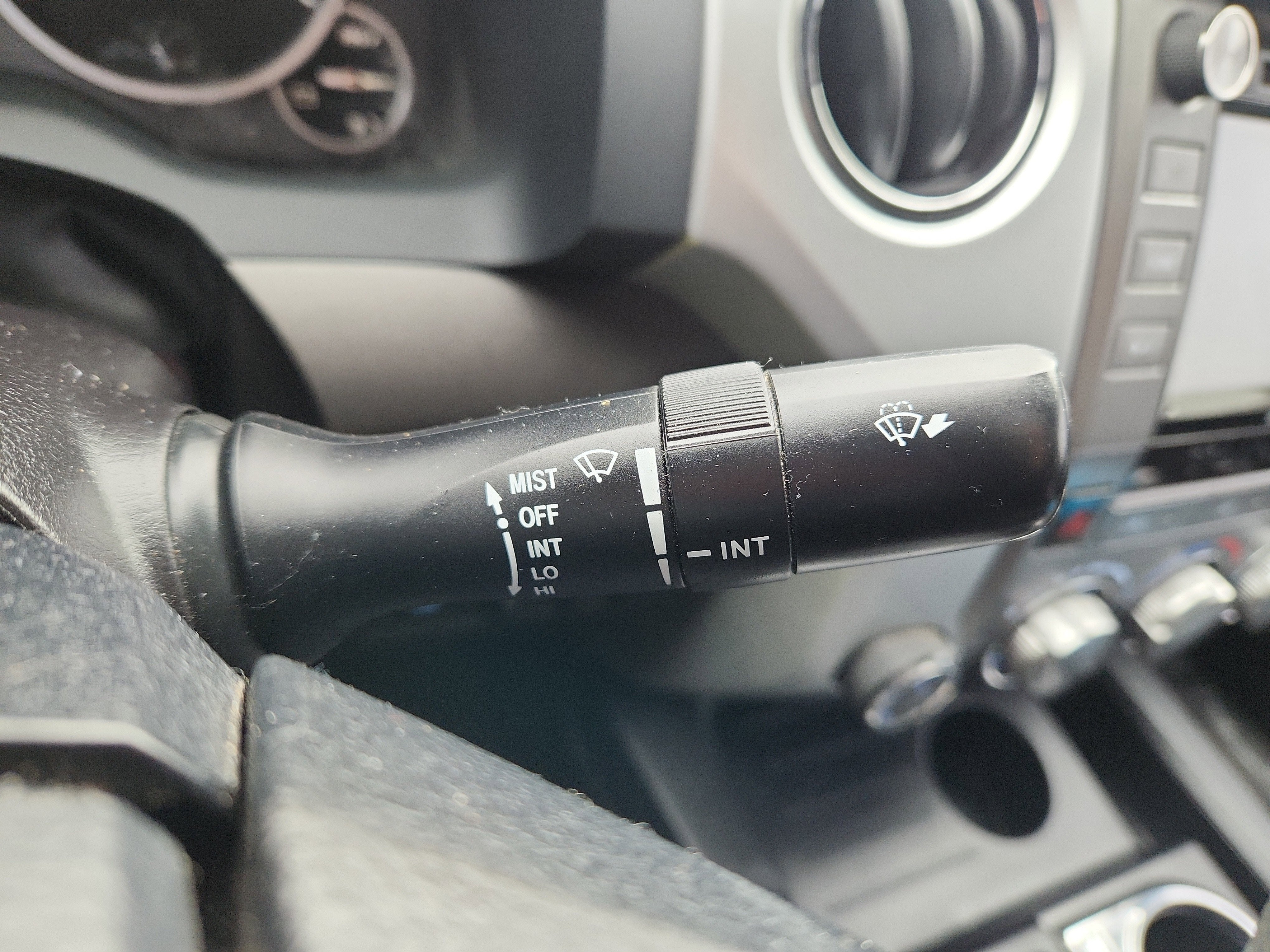 2017 Toyota Tundra 4WD SR5