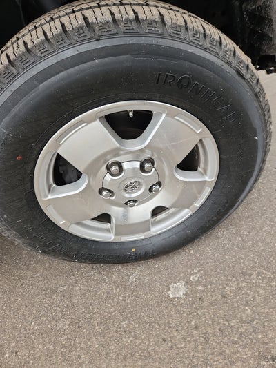 2017 Toyota Tundra 4WD SR5