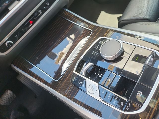 2025 BMW X5 xDrive50e