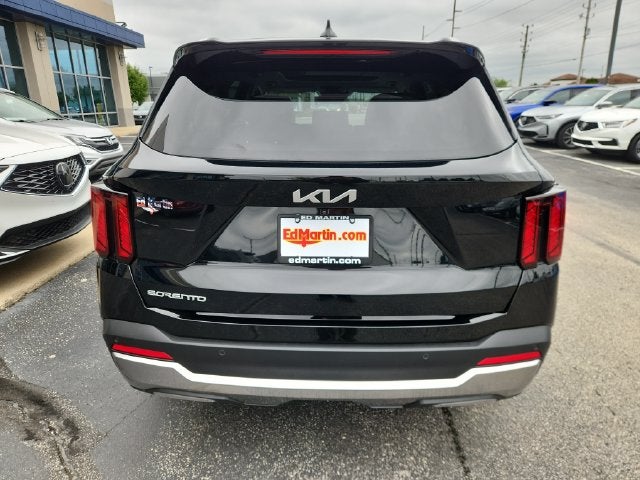 2025 Kia Sorento S