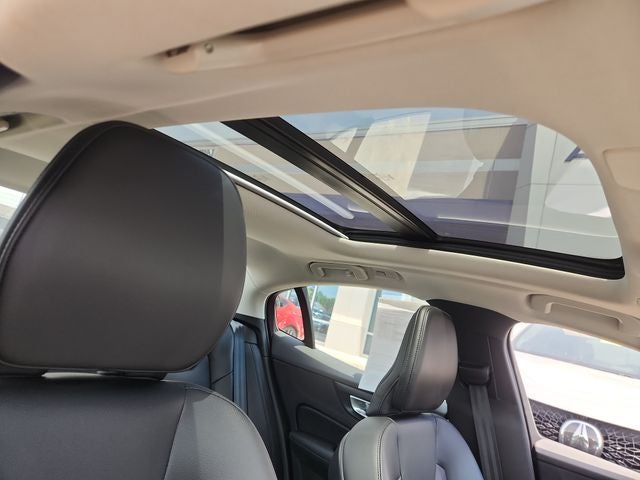 2024 Volvo S60 B5 Core Dark Theme