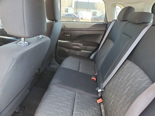 2025 Mitsubishi Outlander Sport Base