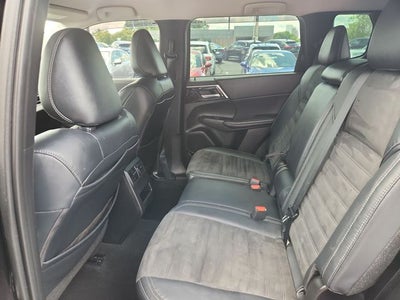 2023 Mitsubishi Outlander SE Black Edition