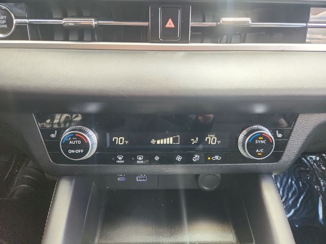 2023 Mitsubishi Outlander SE Black Edition