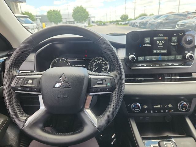 2023 Mitsubishi Outlander SE Black Edition