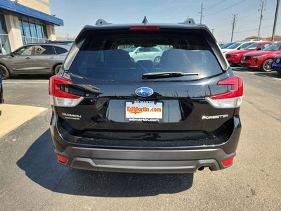 2022 Subaru Forester Premium