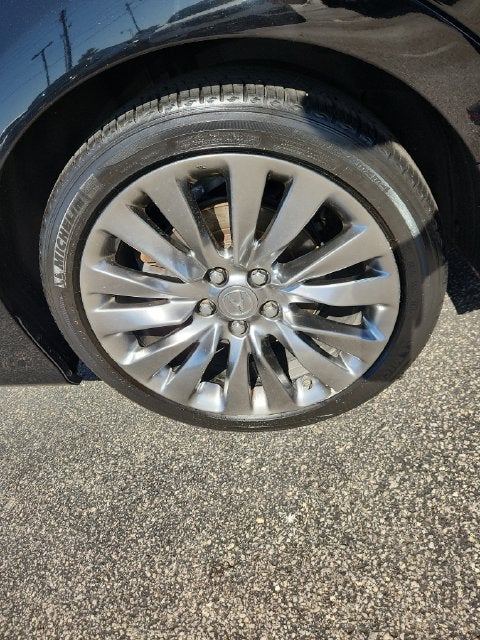 2017 Acura RLX Base
