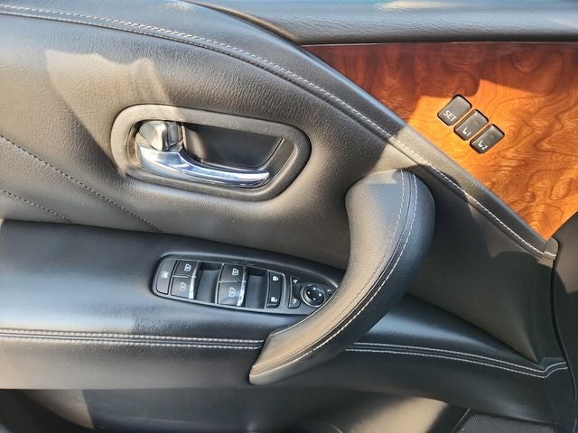 2017 INFINITI QX80 Base