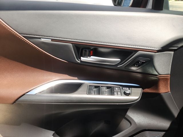 2024 Toyota Venza XLE