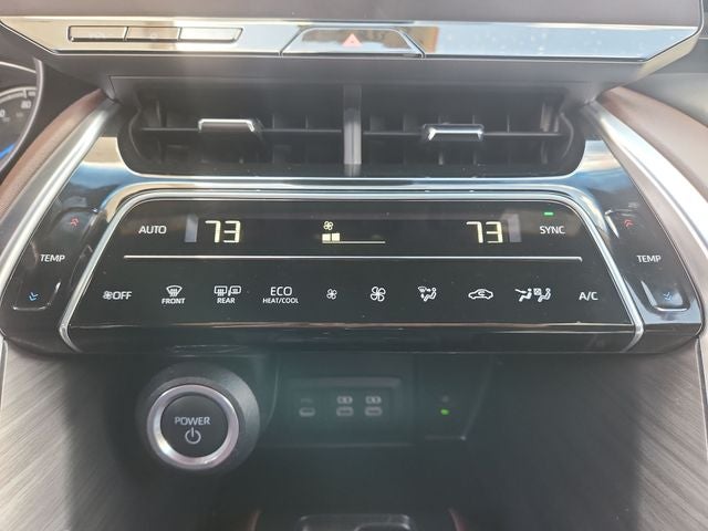 2024 Toyota Venza XLE