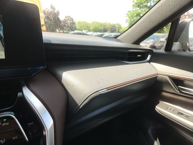 2024 Toyota Venza XLE