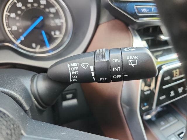 2024 Toyota Venza XLE