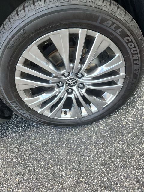 2024 Toyota Venza XLE