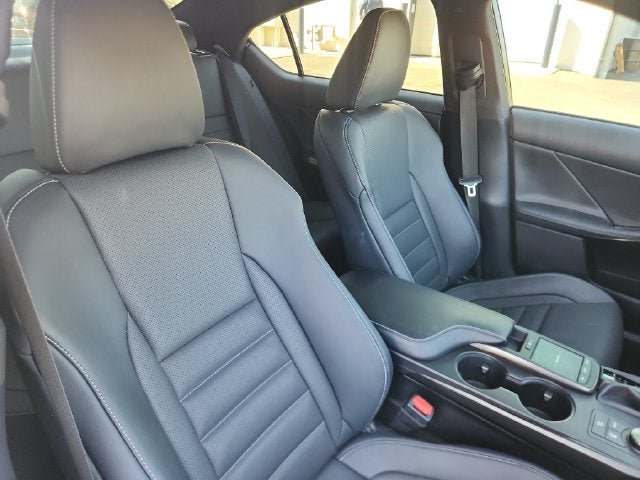 2022 Lexus IS 300