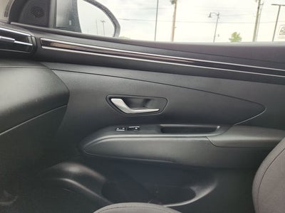 2022 Hyundai Tucson SE