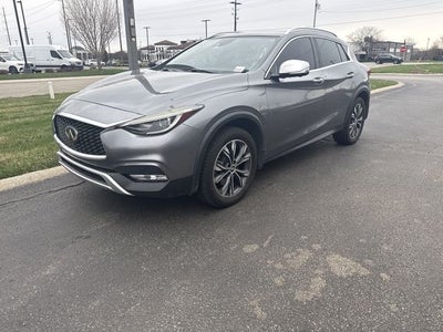2018 INFINITI QX30 ESSENTIAL