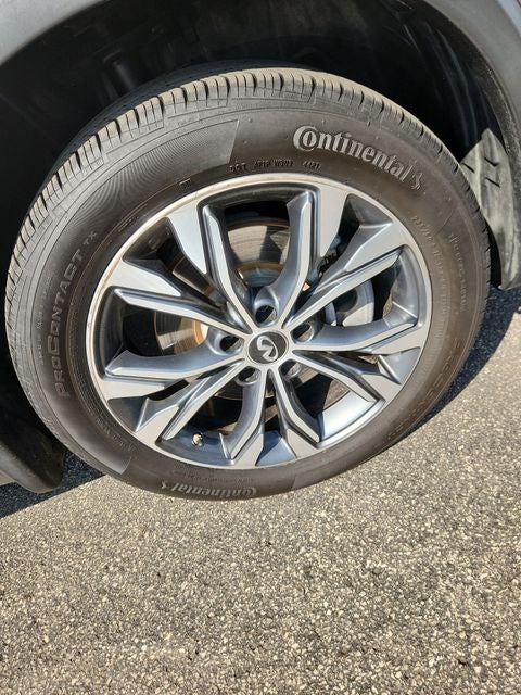 2018 INFINITI QX30 ESSENTIAL