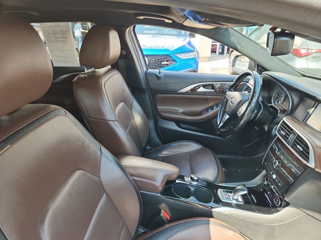 2018 INFINITI QX30 ESSENTIAL