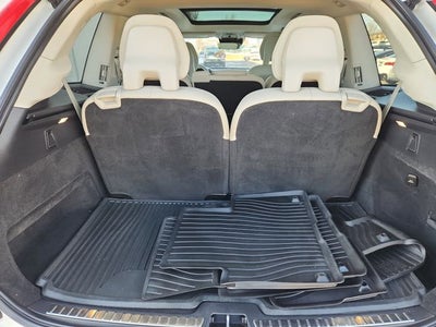 2021 Volvo XC90 T5 Momentum