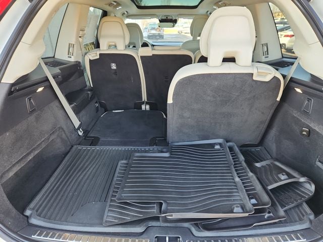 2021 Volvo XC90 T5 Momentum