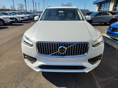2021 Volvo XC90 T5 Momentum