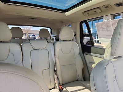 2021 Volvo XC90 T5 Momentum