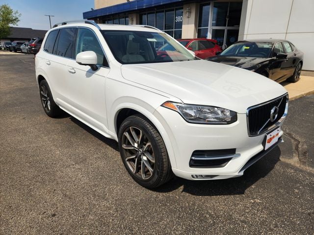 2016 Volvo XC90 T6 Momentum