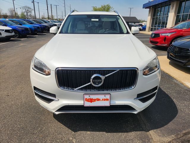 2016 Volvo XC90 T6 Momentum