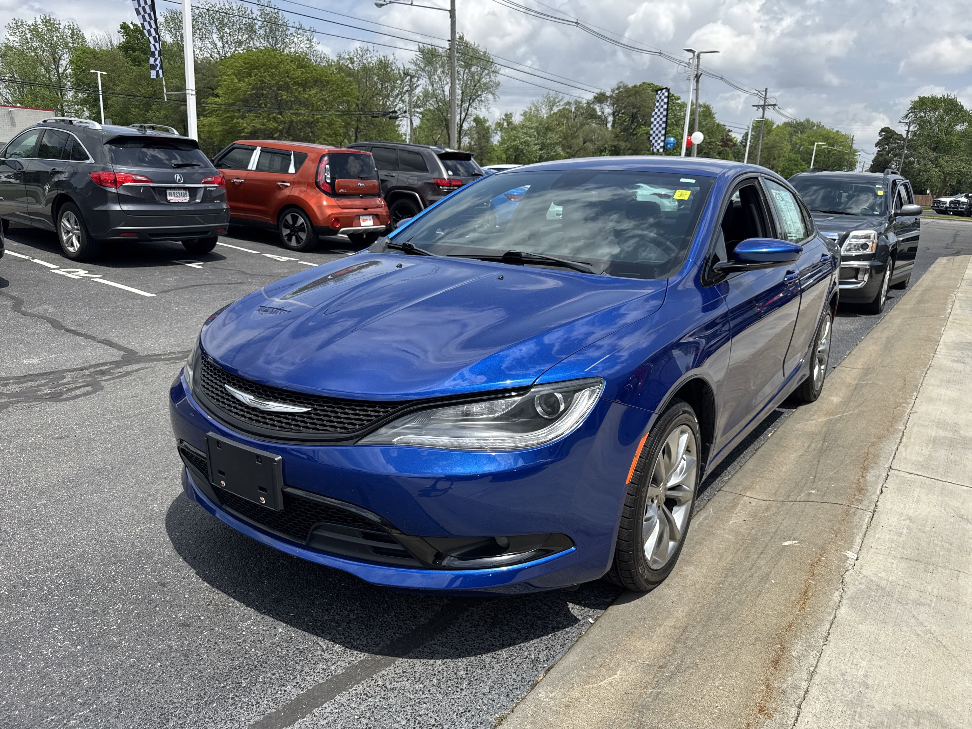 2015 Chrysler 200 S