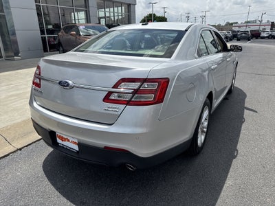 2016 Ford Taurus SEL
