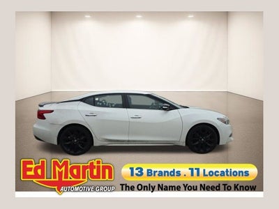 2017 Nissan Maxima SR