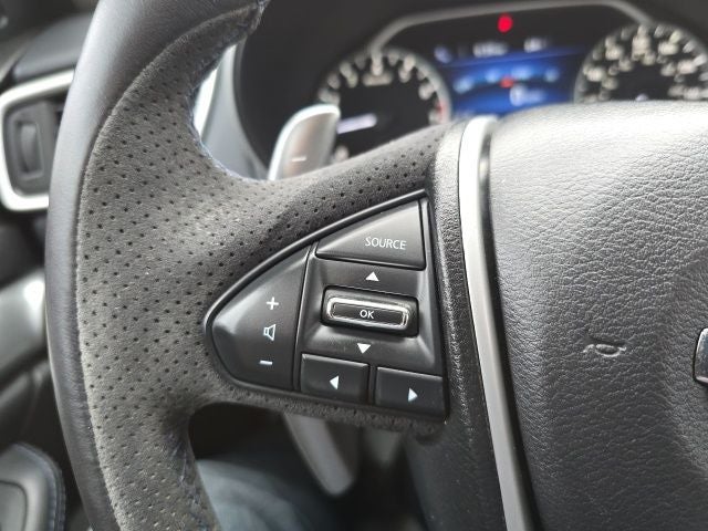 2017 Nissan Maxima SR