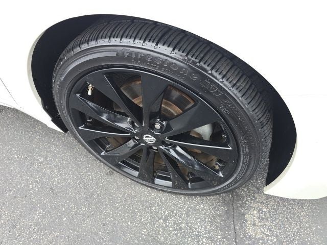 2017 Nissan Maxima SR