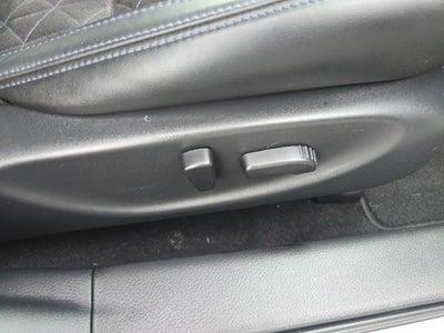 2017 Nissan Maxima SR